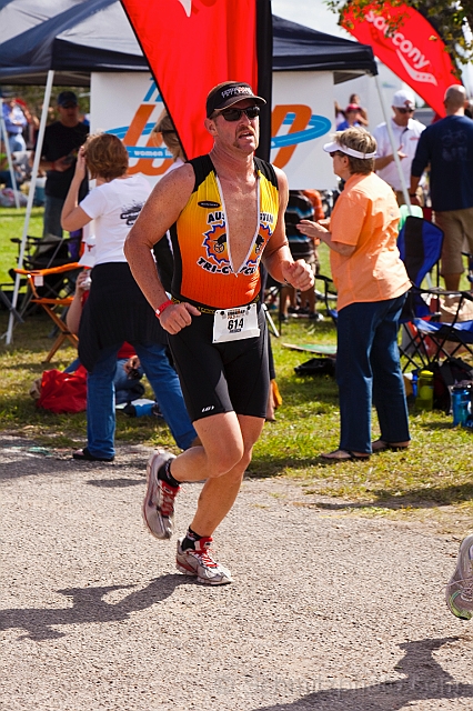 Longhorn_25Oct09_bib614_B.jpg